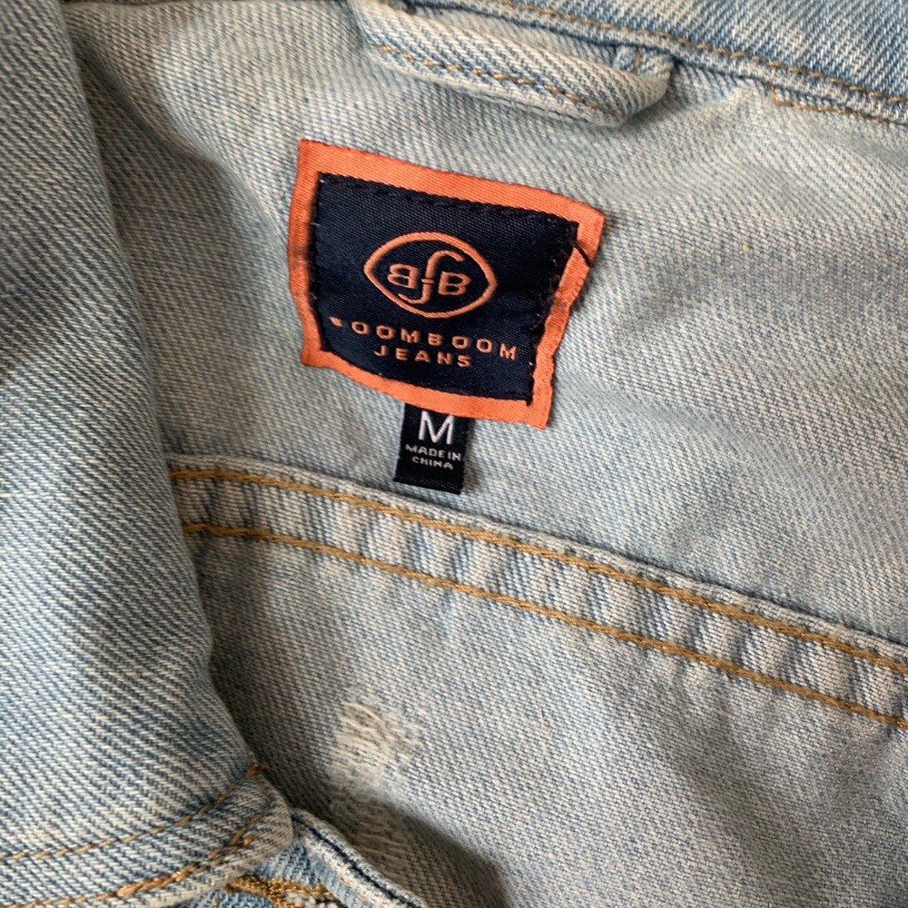 Jean jacket - Picture 3 of 3